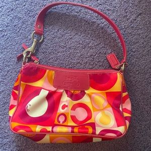 Coach Signature Vday Op Art Scarf Print Bag